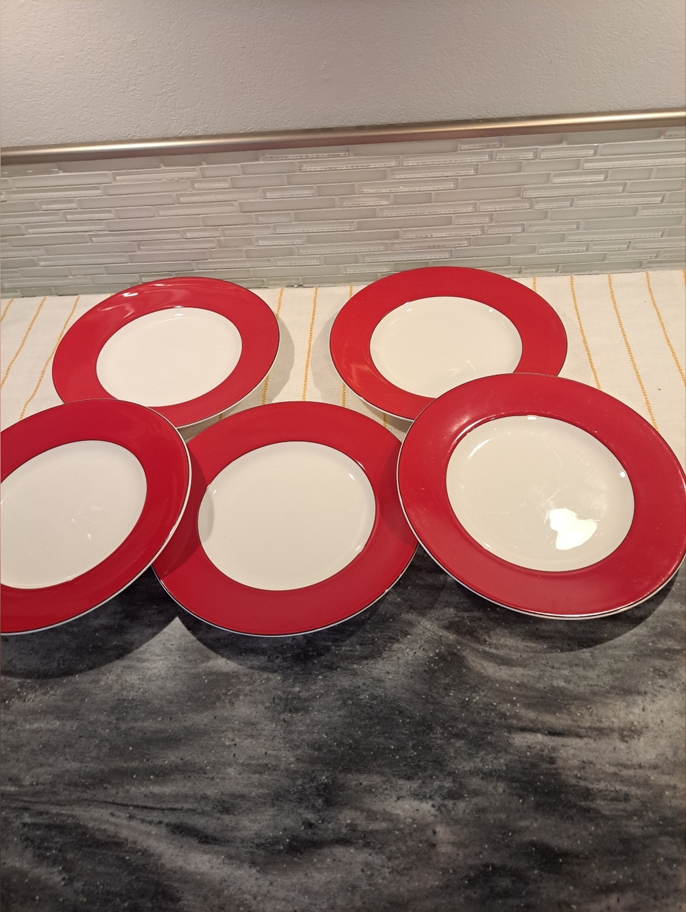 5 - Kate Spade 9.5in Luncheon Dessert Salad Lenox Plates. Rutherford Circle Red